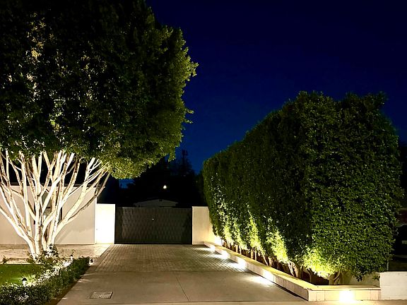 5th image of 2225 E AMELIA Avenue