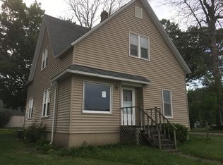 700 Burlington Ave, Grand Ridge, IL 61325