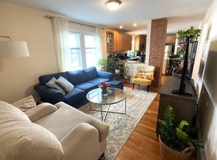 82 Ten Hills Rd #1, Somerville, MA 02145