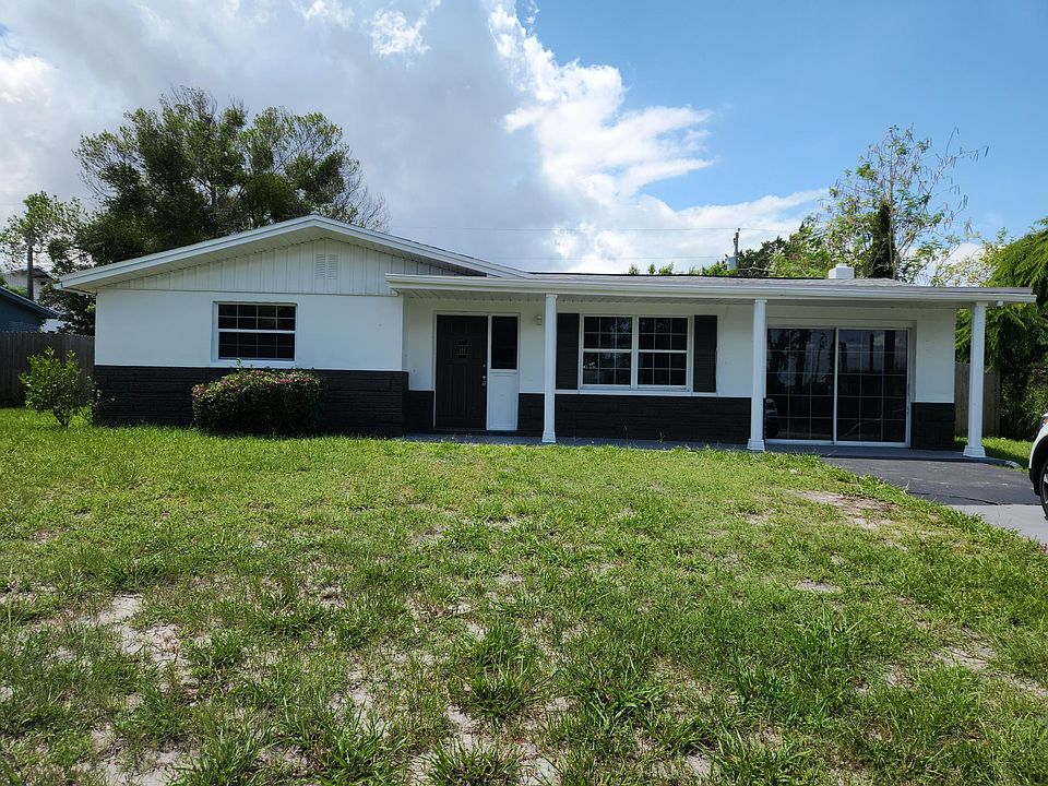 1st image of 7010 Country Club Dr