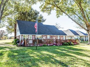 14 Westwood Dr W, Trinity, TX 75862