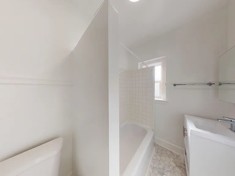 2500 Durant Avenue — Photo 19