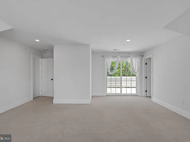 17 Grey Ct — Photo 25