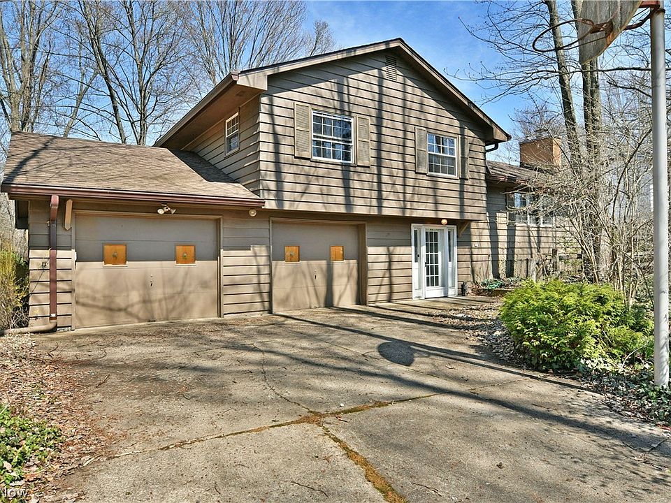 1st image of 8391 Squires Ln NE
