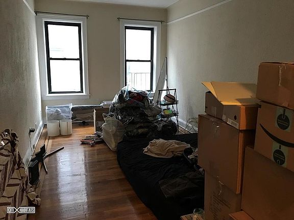 4th image of 4315 44th St APT D5