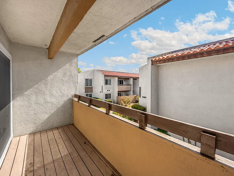 2521 W Sunflower Ave #R8 — Photo 26