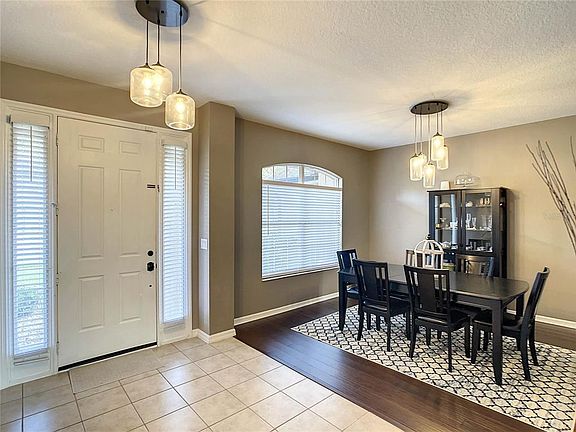 3rd image of 351 Twelve Oaks Dr