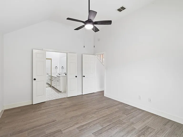 381 Arbor Ln — Photo 14