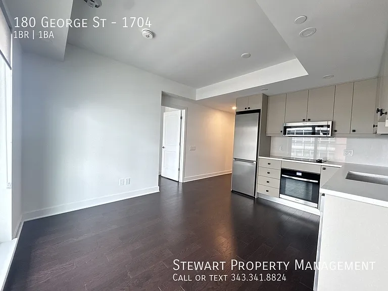180 George St #1704 — Photo 7