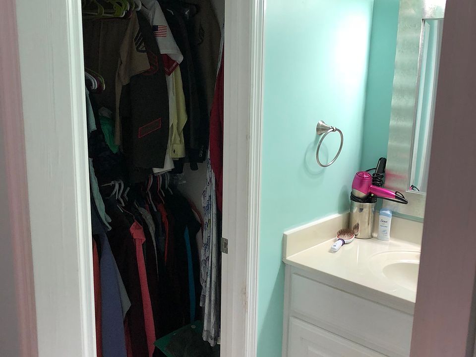 1st image of 118 Luke Ct