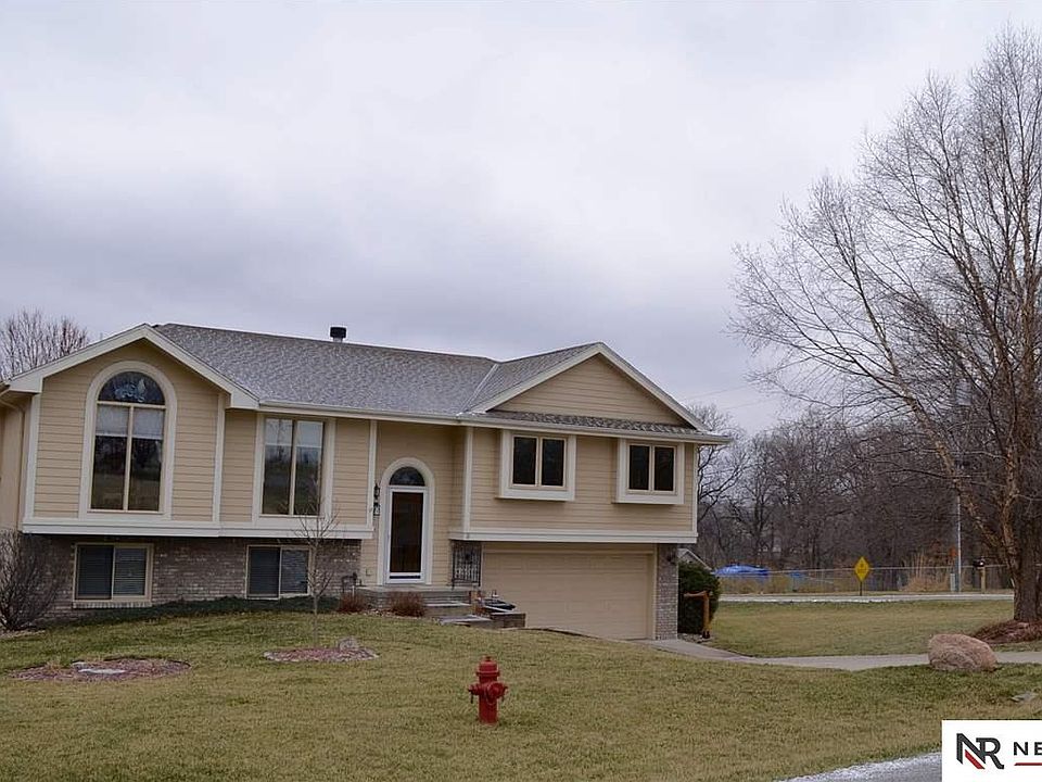 1st image of 1220 Beaver Lake Blvd