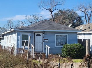 2401 Abernathy St #B, Houston, TX 77026