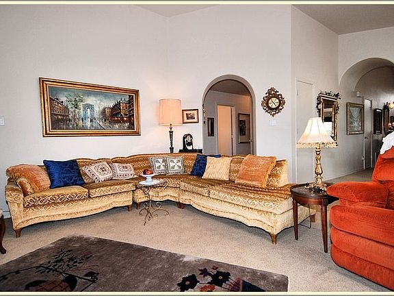 2nd image of 10300 Calle Dichoso Ct NW