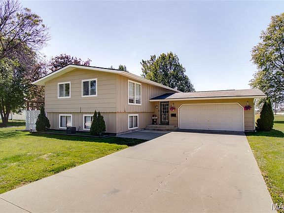 4th image of 128 Rosewood Dr