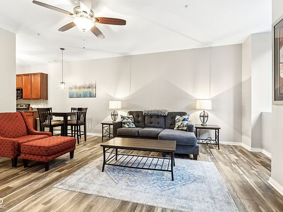 5th image of 225 N New Jersey St APT 25