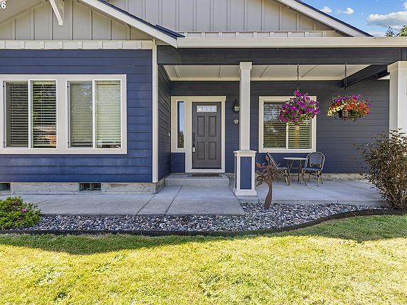 5th image of 206 SE 283rd Ave