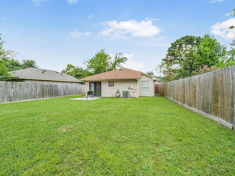 18147 Dinner Creek Dr — Photo 35