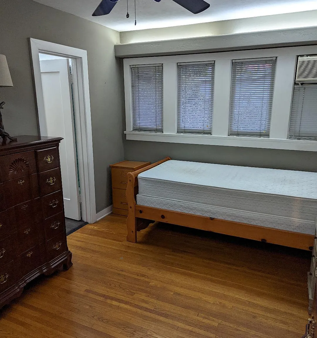 1303 E Brockton Ave — Photo 3