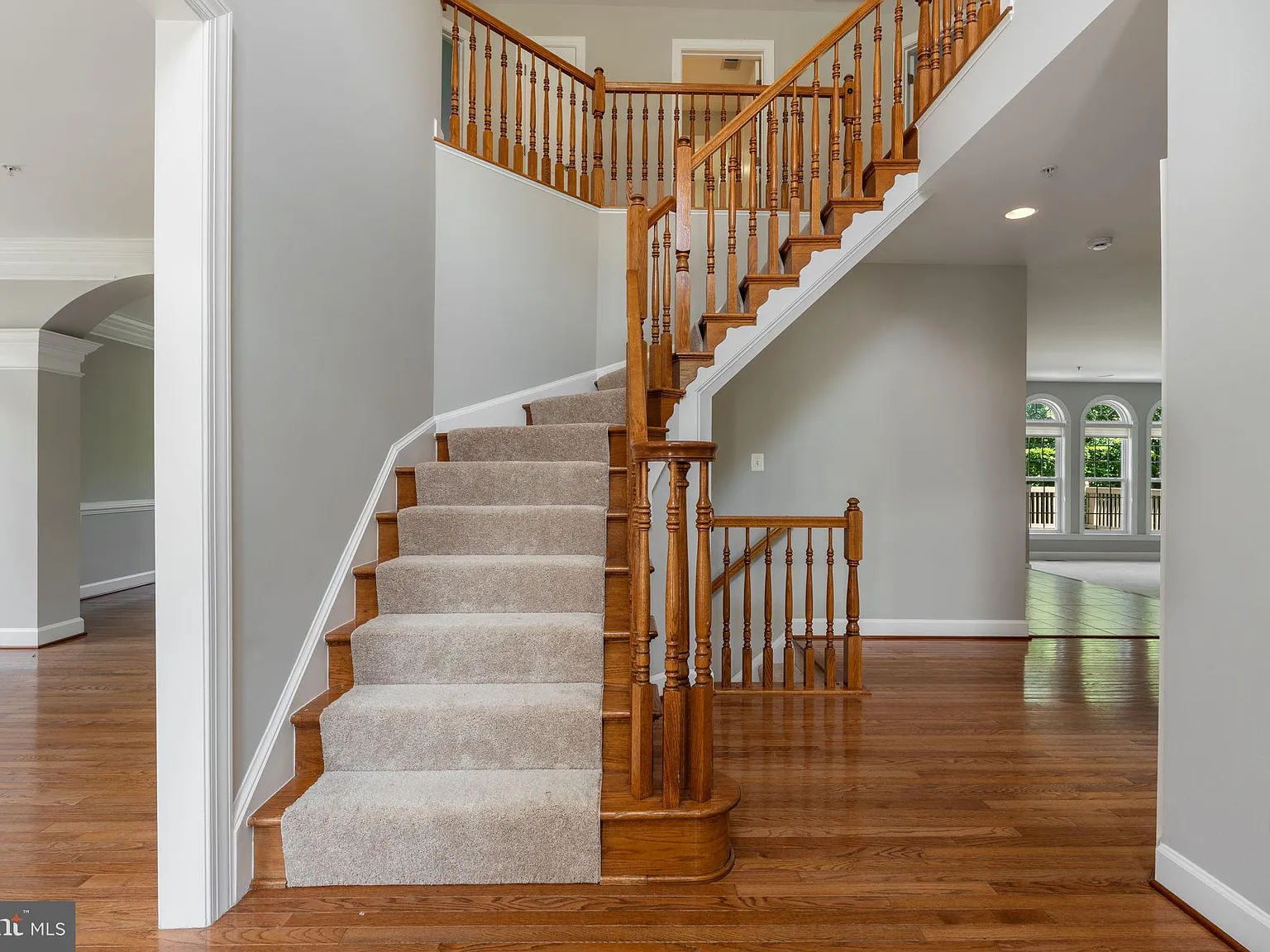 4 bed, 4.0 bath, 3538 sqft, $5,000 — Photo 4
