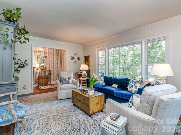 6817 Ronda Ave, Charlotte, NC 28211