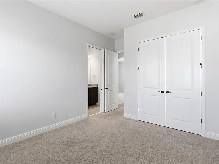 13026 Stoddart Ave — Photo 31