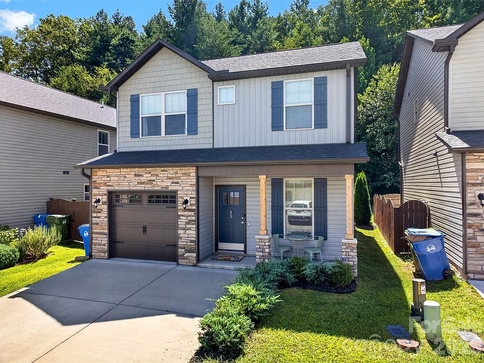 1st image of 15 Greenly Ln