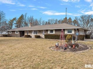 10551 Breckenridge Rd, Rochester, IL 62563