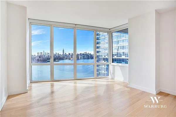 Rented by Warburg | media 48