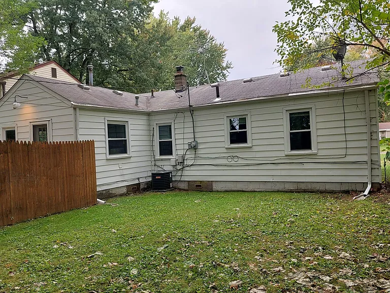 15024 Lyons St — Photo 14