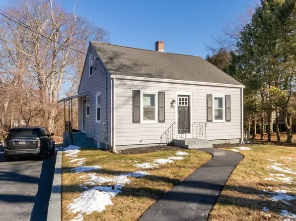 198 Union St, Norwood, MA 02062