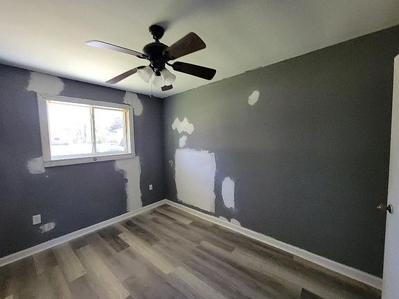 5th image of 1348 Herbert St