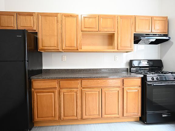 2nd image of 266 4th Ave APT 23B