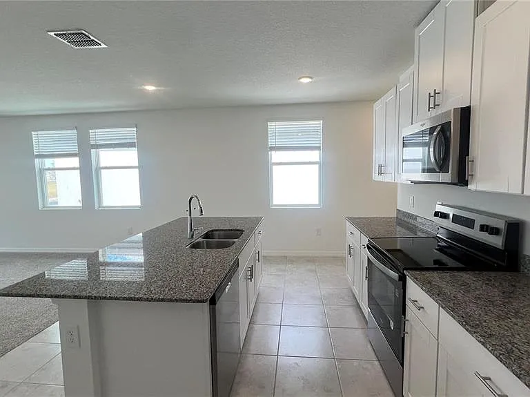 3185 Viceroy Ct — Photo 21