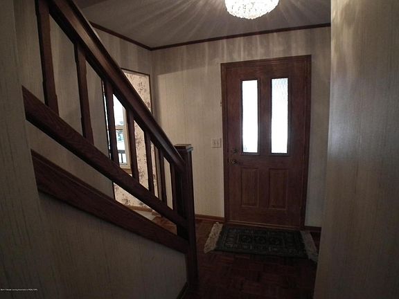 2nd image of 5656 Woodstock Dr