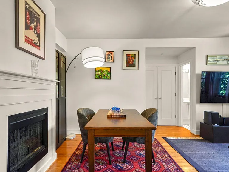 1727 R St NW #404 — Photo 8