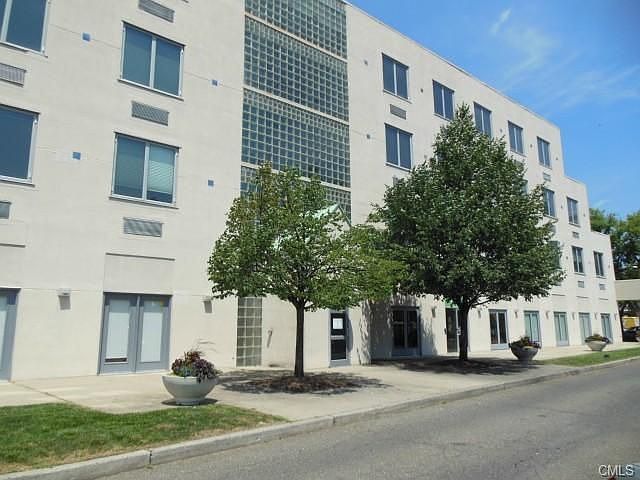 49 day st norwalk ct 06854 apartments for rent zillow