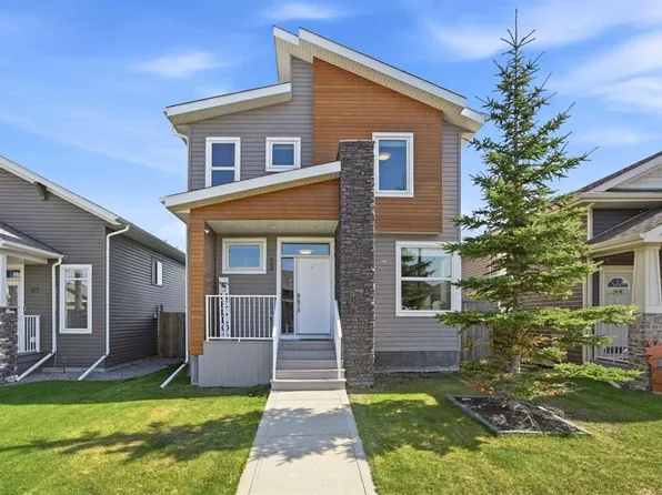 59 NW Village Cres, Red Deer, AB T4R 0P3