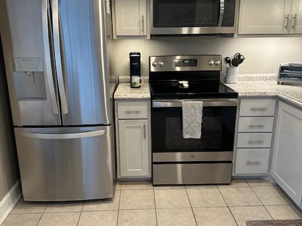 861 Maple Ct, Dunedin, FL 34698