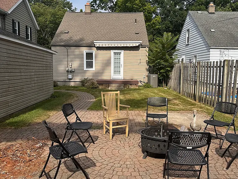 214 N Connecticut Ave — Photo 43