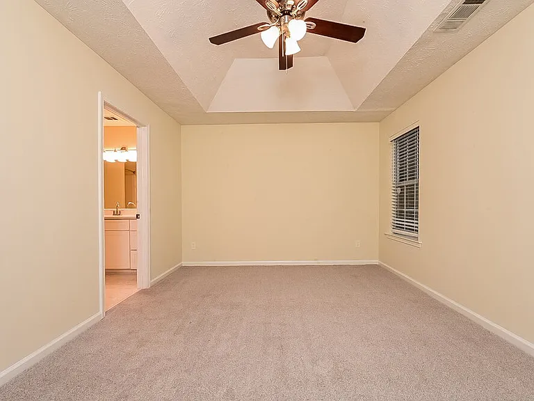 406 Summer Hill Cir — Photo 10