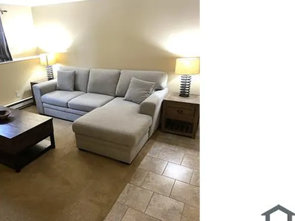 165 South St APT 12, Plymouth, MA 02360