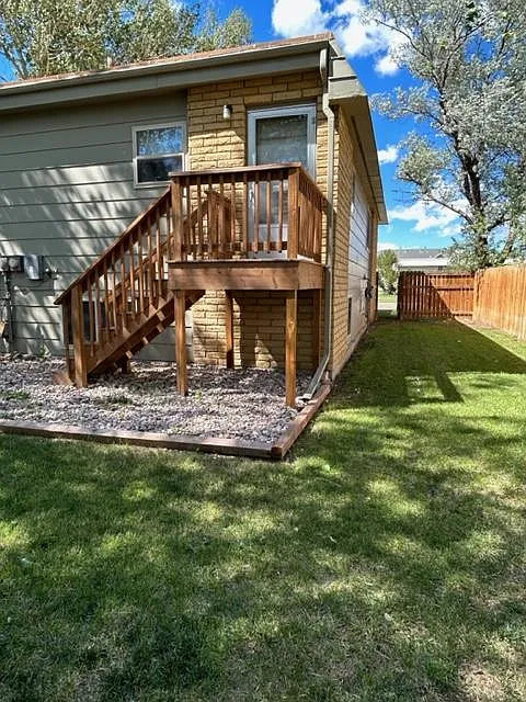 2 bed, 1.5 bath, 1440 sqft, $1,300 — Photo 4