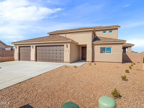 2nd image of 5519 Desert Willow Loop