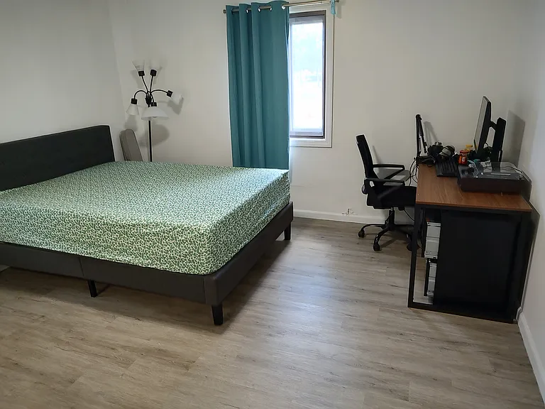77 Bennington St #100 — Photo 10