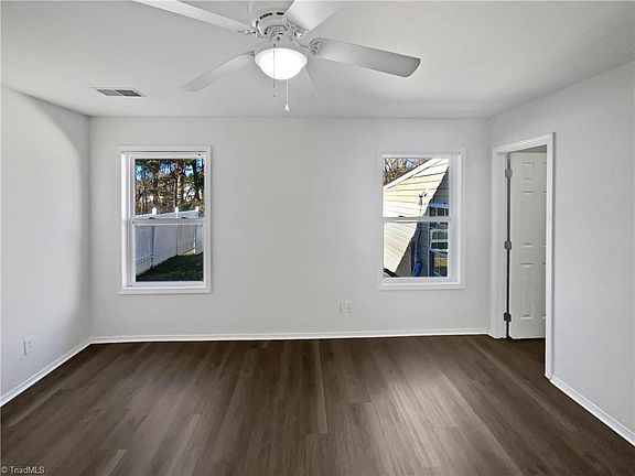 4th image of 4489 Westhill Pl