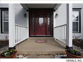 2nd image of 1034 Edgewood Dr