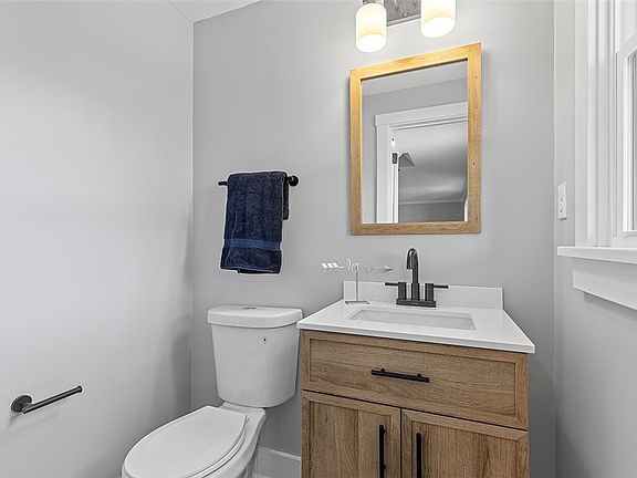 5th image of 104 Dorf Dr