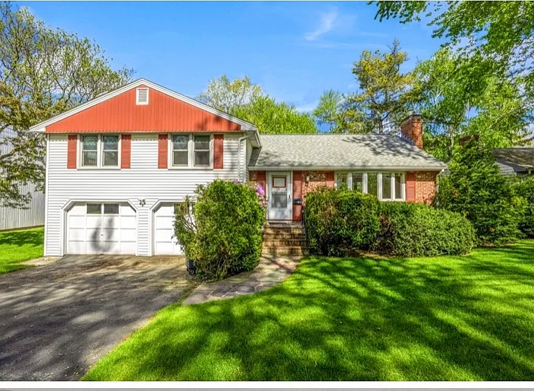 57 Spy Pond Ln — Photo 1