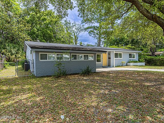3rd image of 8039 FRESCA Street