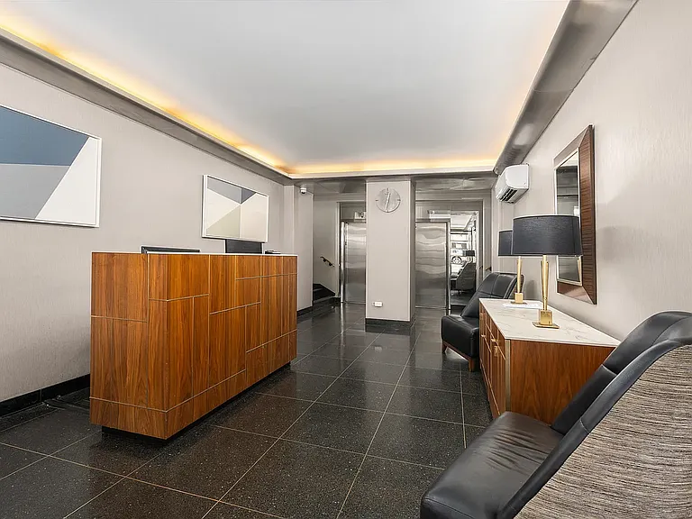 310 Lexington Ave #4H — Photo 13